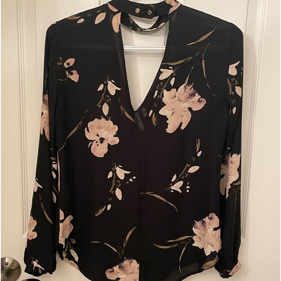 3/$20 🛍 Dynamite top - Picture 4 of 5